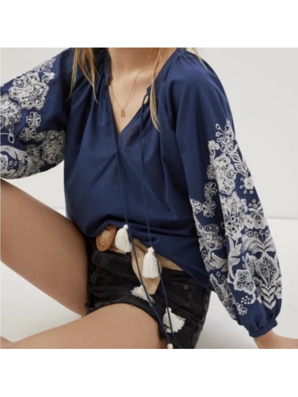 Sachin & Babi Anthropologie Raven Embroidered Blouse Tunic Boho Tassel Blue Sz S